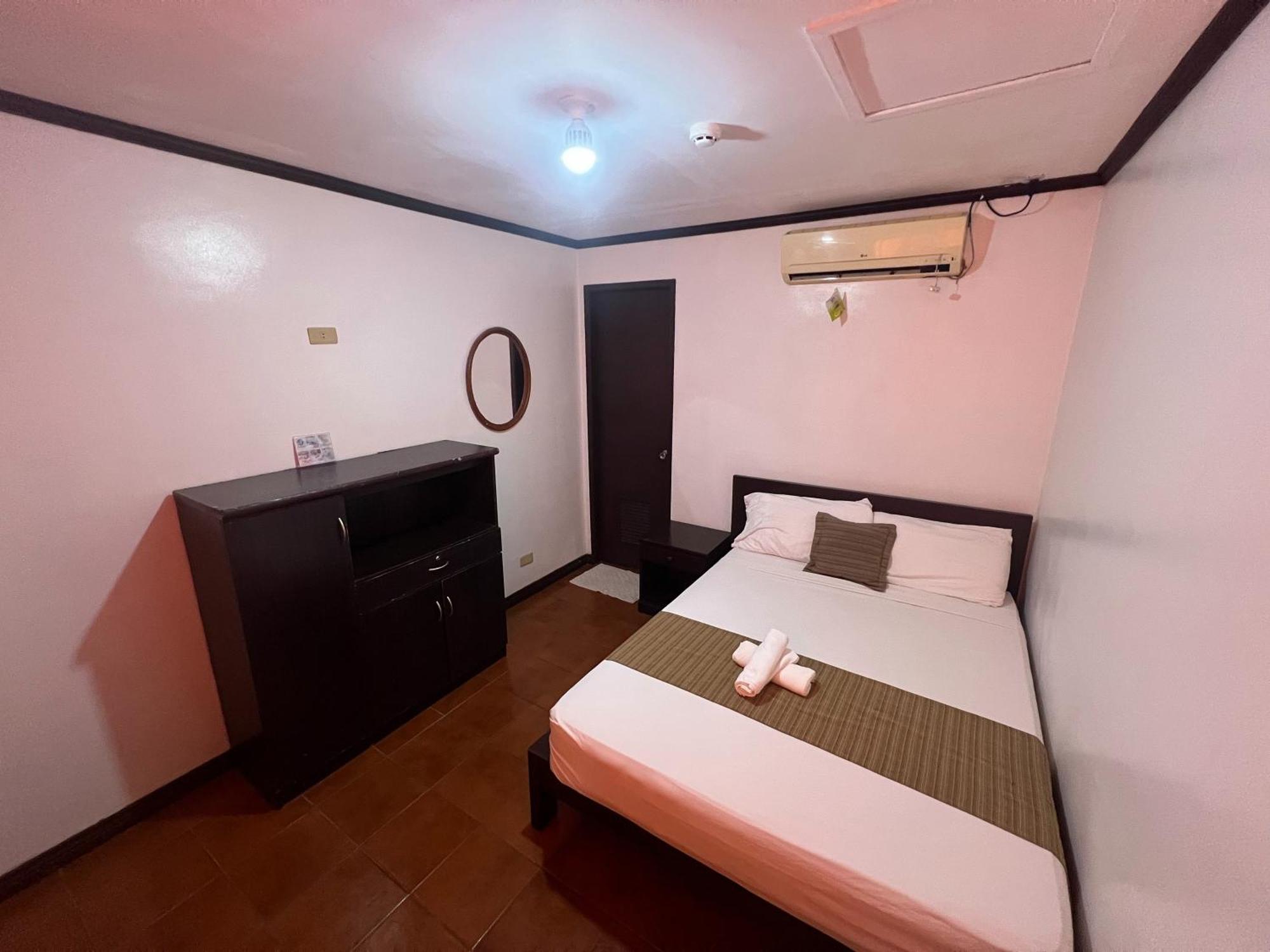Subiza Beach Resort Olongapo Extérieur photo