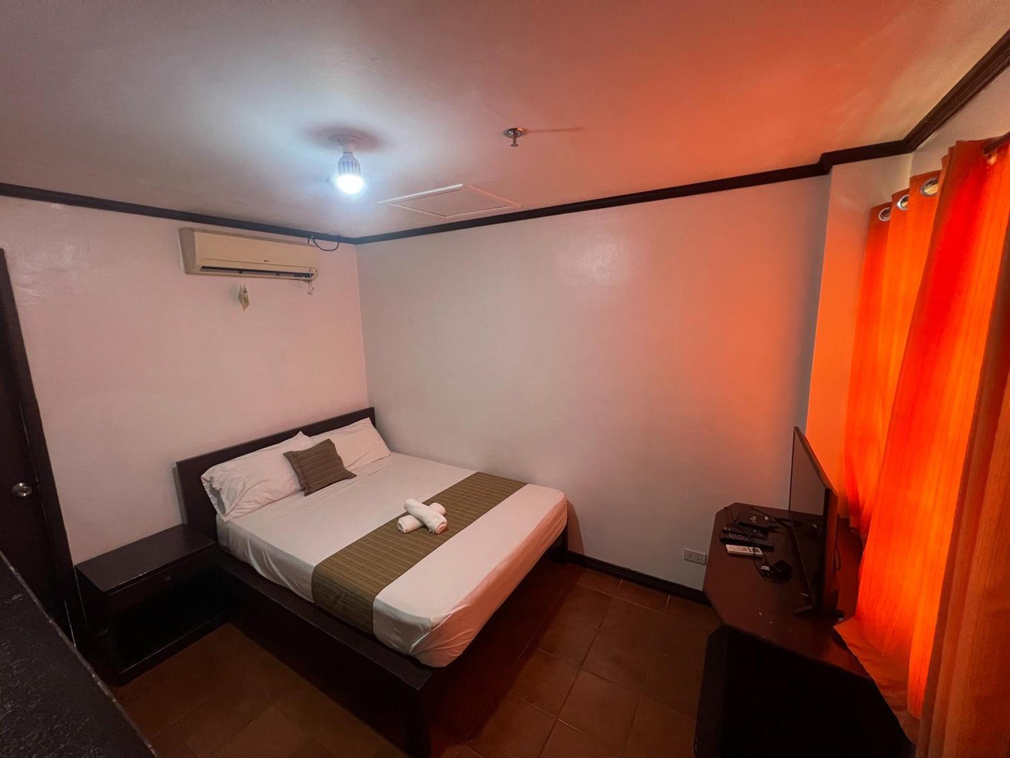 Subiza Beach Resort Olongapo Extérieur photo