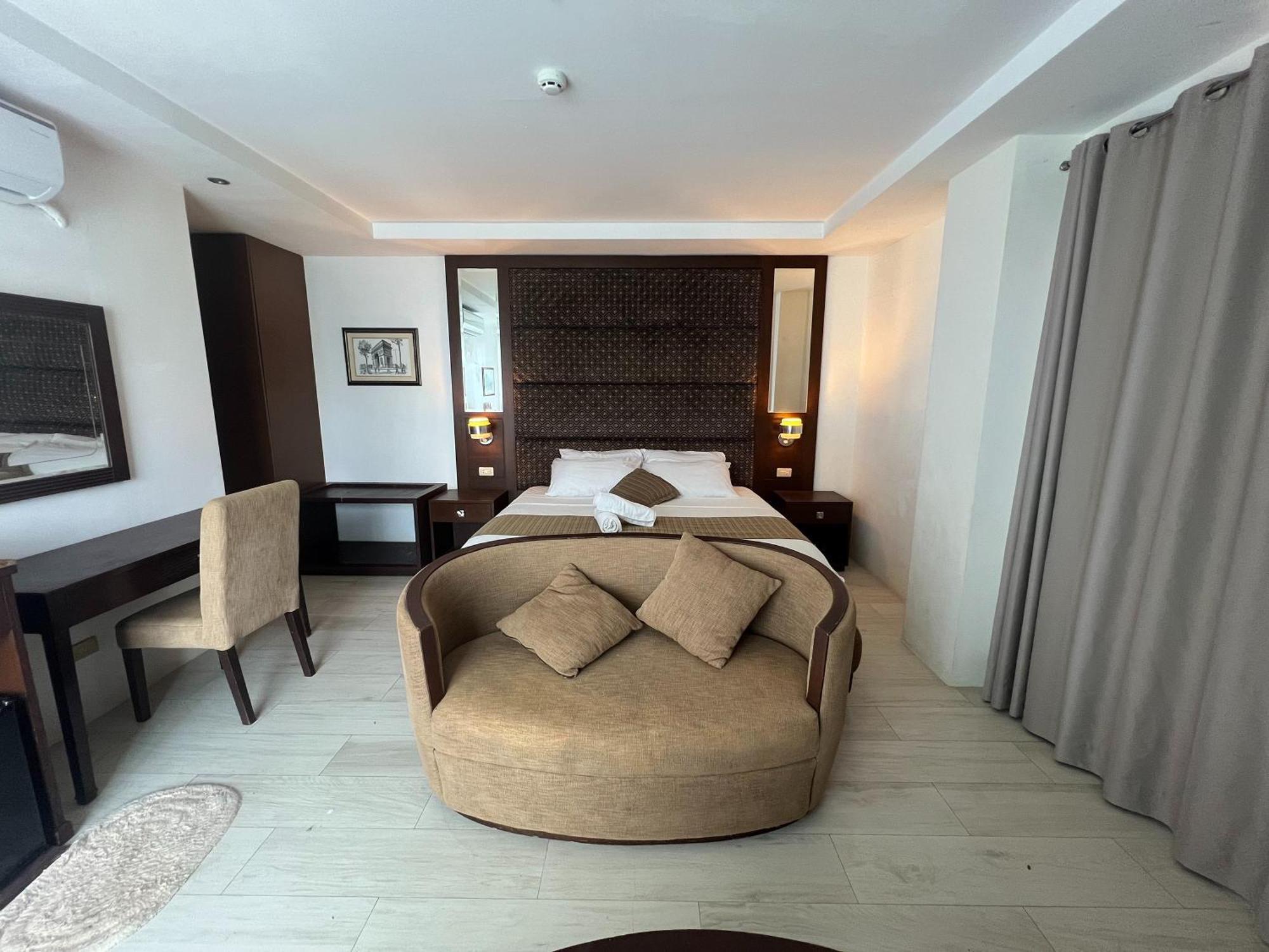 Subiza Beach Resort Olongapo Extérieur photo