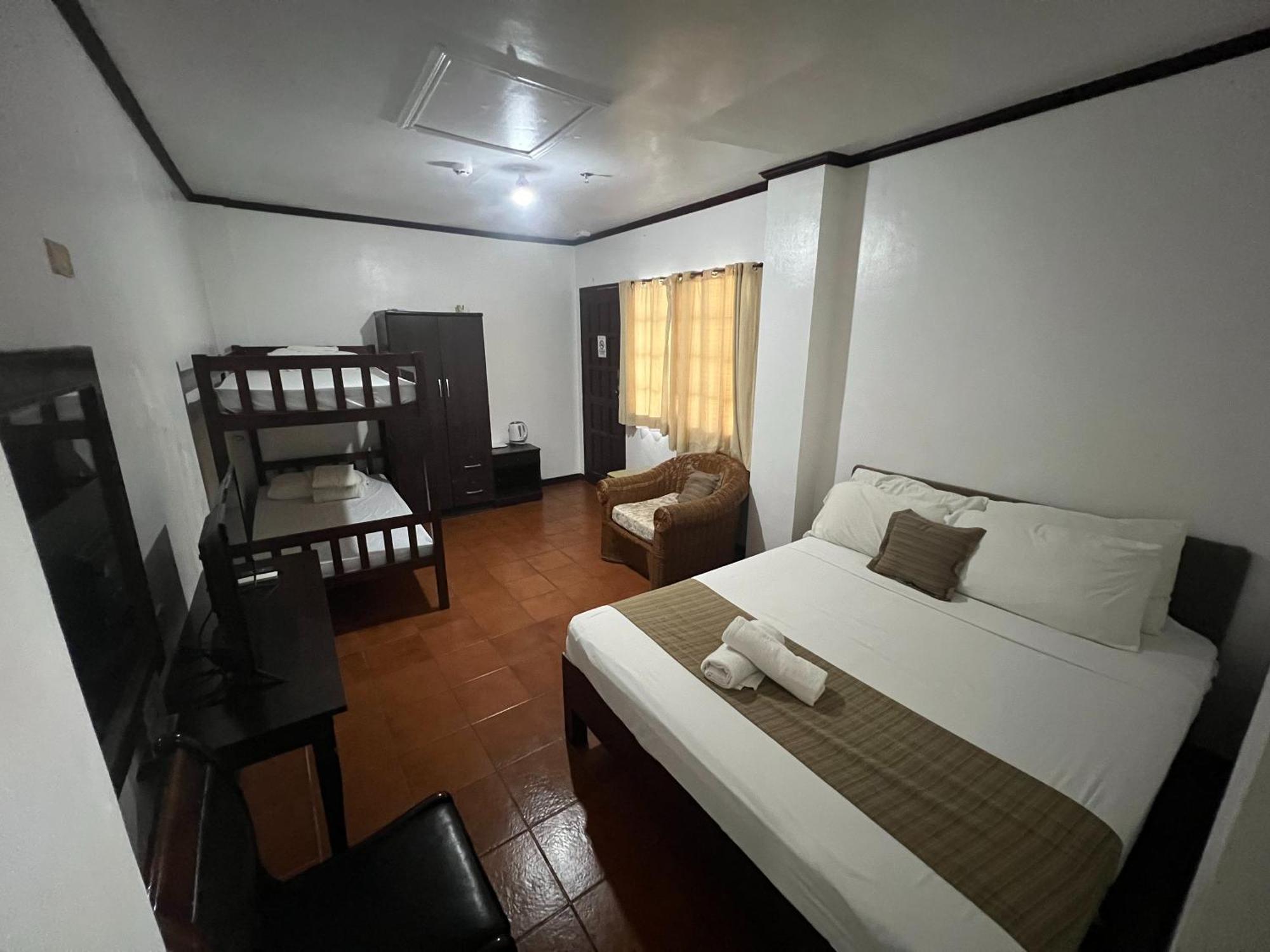 Subiza Beach Resort Olongapo Extérieur photo